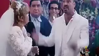 وانا ماشي مع سعديه طلع عليا الحراميه طلعت سلاحى من جنبى ملقتش ولا واحد جنبي ابكا انت تكمل دندنها