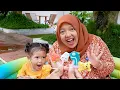 Download Lagu Aracelli Bermain Perosotan Mandi Bola \u0026 Meletuskan Balon Air - Nursery Rhymes Kids Song