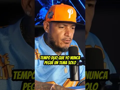 #Polaco le contesta a los dichos de #Tempo de que él no pegó nunca un tema solo😳