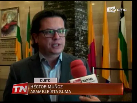 CPCCS posesionado en la asamblea en medio de polémica