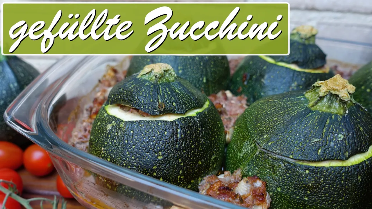 
          
          
          
            
            gefüllte Zucchini mit Hackfleisch und Feta
          
        . 