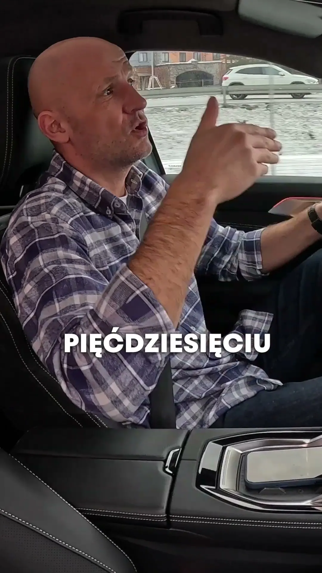 Nowe Espace, jak nazwa sugeruje, imponuje przestronnym wnętrzem #renault #renaultespace #caroseria