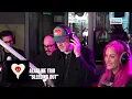 Download Lagu EERST LUISTEREN met Lauren EN Alkaline Trio - \