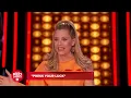 Interview with Press Your Luck host Elizabeth Banks