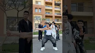 اسمعي يا بت يا صرمو    اوشافتله دندنها