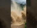 Download Lagu Truk Disapu Banjir Bandang! Tak Ada yang Bisa Menghentikan Ini! 😨🌊