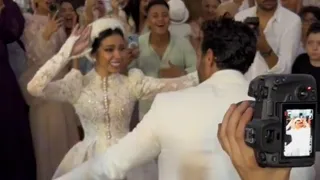 منه السني القمر ياعمي وعم قلبي  اتفضل جوه قلبي  دندنها