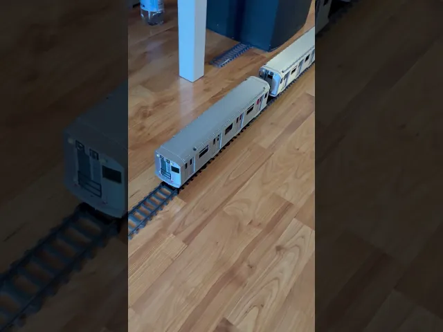 Amtrak Metroliner for O Gauge video thumbnail