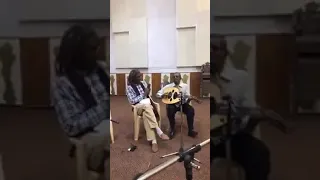 عوض احمودي ورائعة محمد وردي عرس الفداء 