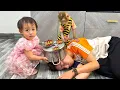 The way Diem and Monkey Kaka woke mom up was so funny