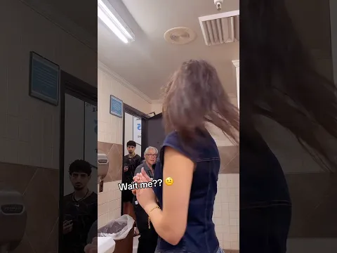 Your brother came in the girls bathroom… 😱 #BROTHER