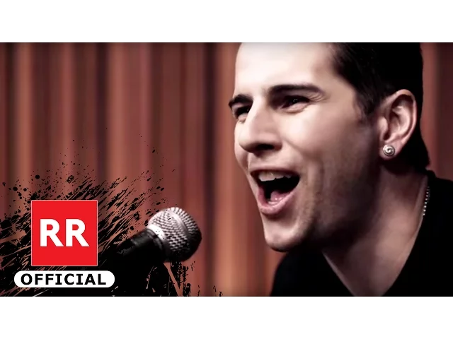 Download MP3 Avenged Sevenfold -  So Far Away (Official Music Video)