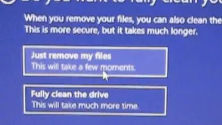 HP 2000 Laptop LCD Screen Replacement Guide. 