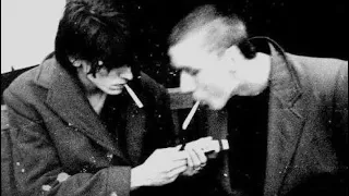 حبيبي الي سقاني بيده مر الكأس مسرع 