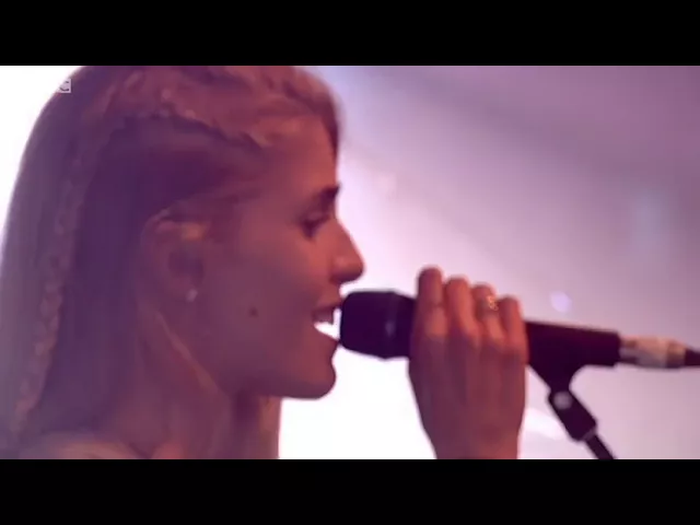 London Grammar - Wasting My Young Years - Glastonbury 2014