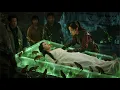 Download Lagu 【MULTISUB】【悬疑冒险】地宮深處水晶棺中少女面色如生， Shirley 楊觸其發，棺底湧出磷火的黃皮子群。