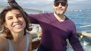 S3E44 Artha plays in the wind again