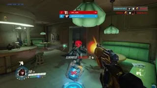 يارب ما يشوفني ههههه  يارب ما يشوفني ههههه