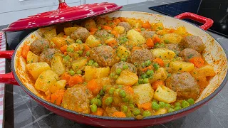 Nyaralós húsgombócos egytálétel céklás kovászos uborkával.  ⁨@szokykonyhaja⁩