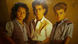 DOMINÓ - 1990 (Disco Completo)