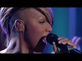 Download Lagu Toni Braxton-Hands Tied (Live at Lopez Tonight 05/26/2010 HD)