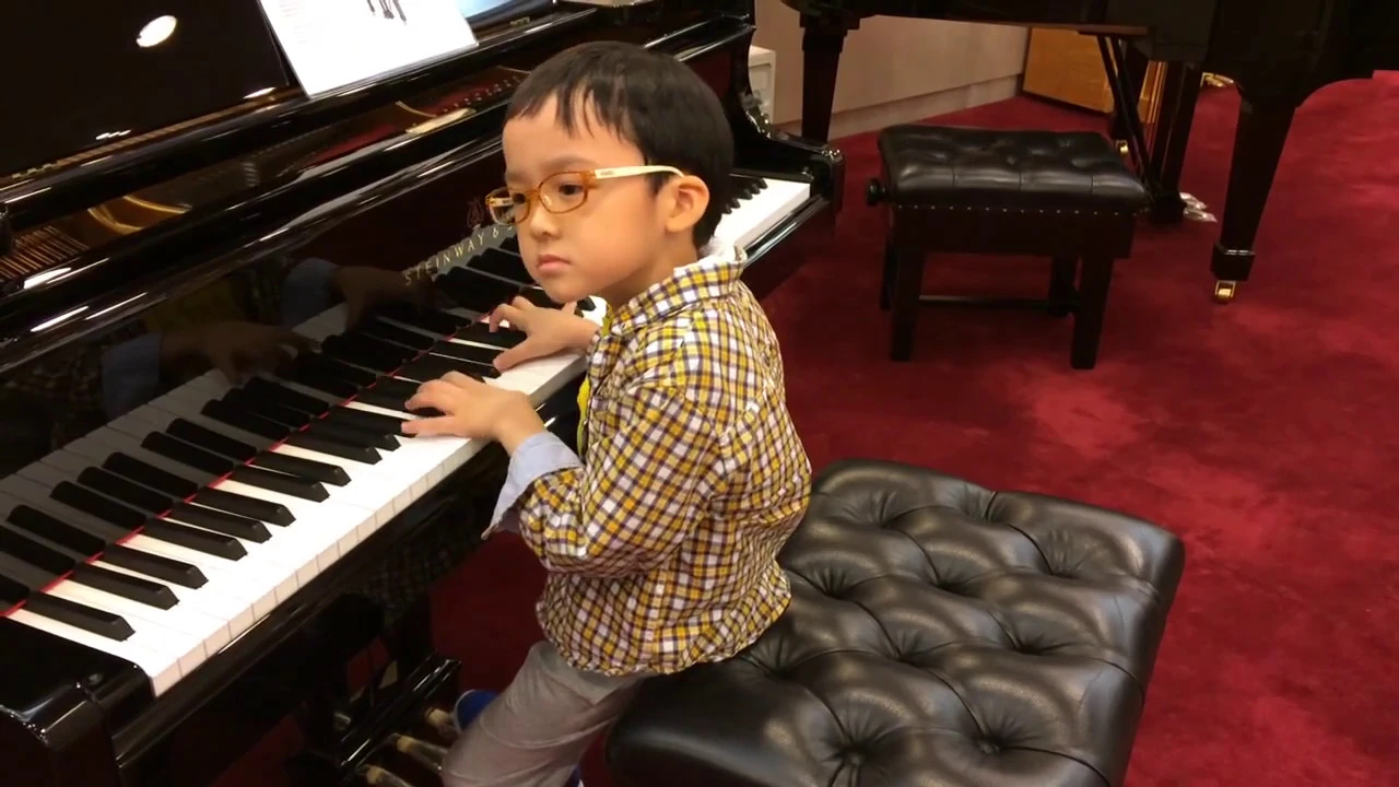 Fantasie Impromptu in C-sharp Minor Op.66 of Chopin (蕭邦 幻想即興曲), by Jonah Ho (age 5) Fantasie Impromptu in C-sharp Minor Op.66 of Chopin (蕭邦 幻想即興曲), by Jonah Ho (age 5)
