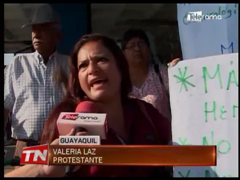 Protestaron exigiendo atención a pacientes de hemodiálisis