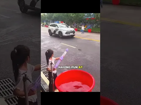 The_police_played_with_the_kids_🚓
