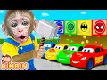 Download Lagu Mono BinBin Juega con Coches de McQueen y Hace Caramelo de Arcoíris con Lindo Pato | MONO BINBIN ESP