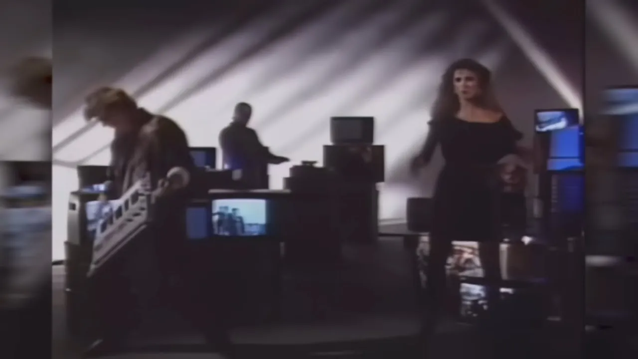 Trans X - Living On Video (Moreno J Remix) Trans X - Living On Video (Moreno J Remix)