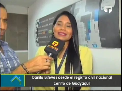 Danilo Esteves desde el registro civil nacional centro de Guayaquil