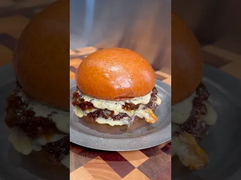 French Onion Smash Burger 😍