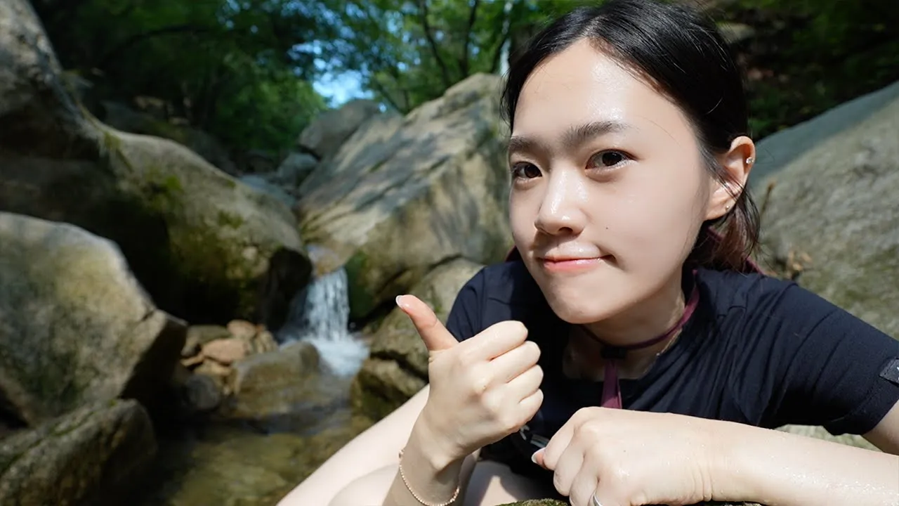 한국에서 여름을 가장 시원하게 보내는 법 🌀 | 계곡 Vlog