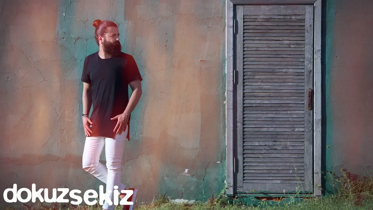 Koray Avcı - Yakarım Geceleri (Lyric Video) Koray Avcı - Yakarım Geceleri (Lyric Video)