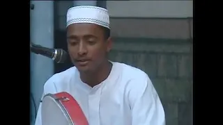 اسيل الخد وردي الوجان  كحيل الطرف بالنظرة سبانا دندنها
