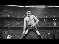 Download Lagu Freddie Mercury's leather pants ripped at Wembley — his reaction had 72,000 fans cheering