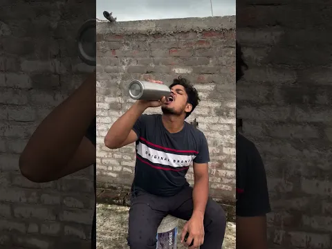 This Cat Started Smoking and Made Everyone Laugh#shorts #funny #cat #youtubeshorts