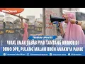 Download Lagu Viral Aksi Berani Ibu Jilbab Pink Hadapi Barisan Brimob saat Demo DPR, Sempat Dicari Anaknya