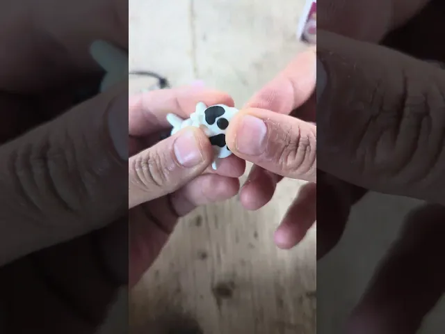 Articulating Cow with Strong Joint video thumbnail