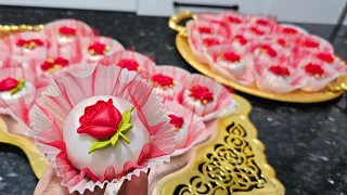 الحلوة ألي منعجزش عليها 😍و نخدمها في كل المناسبات 🥰و تحمر الوجه 