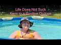 Life Does Not Suck - Keys to a Positive Outlook Even with Cancer