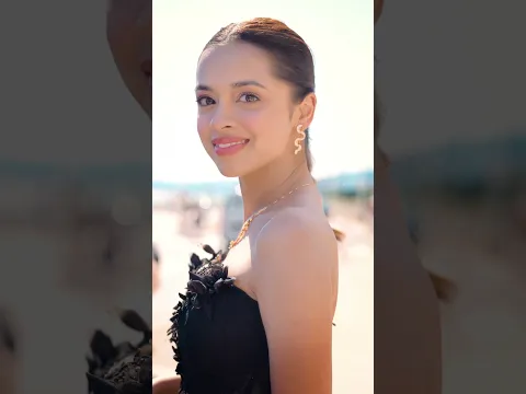 A moment of magic at Cannes✨ Feeling every bit the princess in this dreamy look @caratlane