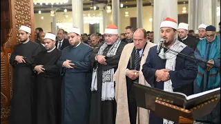 الفائز في دولة التلاوة الشيخ اشرف سيف الشهير بالشيخ بلال سيف ويبدع في صلاة التراويح في مسجد الحسين دندنها