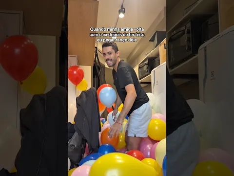 Quando a amiga volta com o ex - 4K