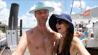 LIVE z Anią i Bartkiem Dawidowskimi