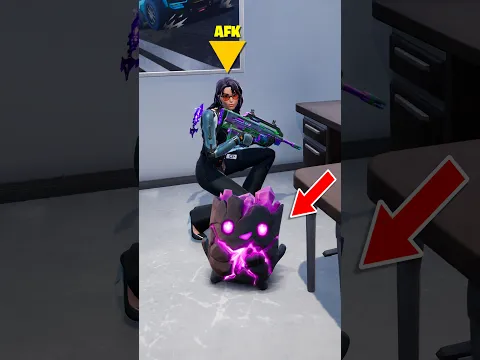 They went to the toilet... and got Fortnite's rarest sprite