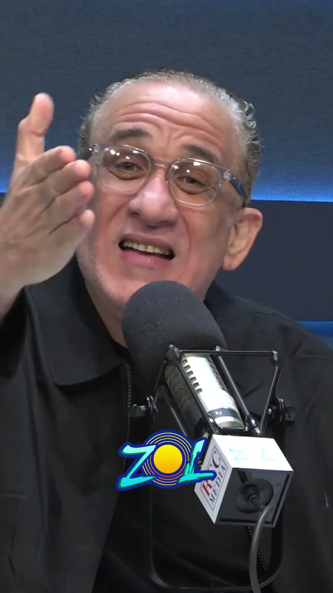 EXIGEN PERMISO PARA JUGAR DOMINÓ EN EL MIRADOR SUR