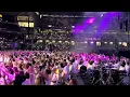 Nick Mallen chante « Purple rain «  avec 5000 choristes  ! Incroyable