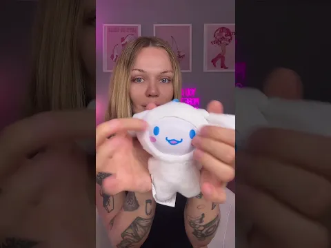 ASMR hello kitty