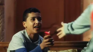 شاهد لطفي العبدلي في فيلم نورا تحلم يتفوه بكلام بذيئ دندنها